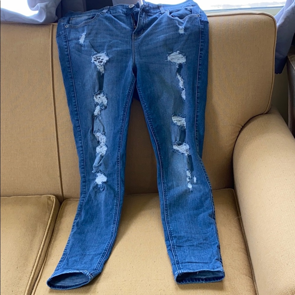 Ripped skinny jeans from Torrid